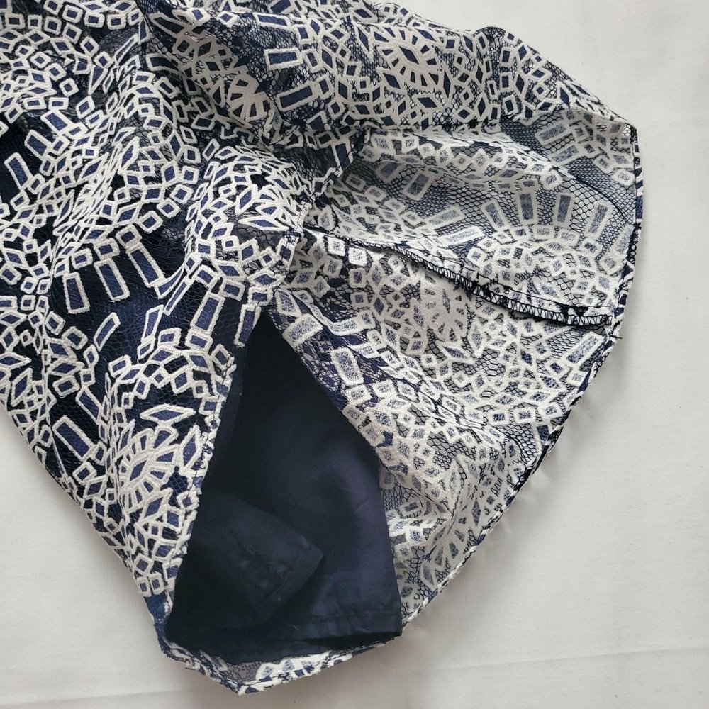 Shoshanna Women's Blue & White Geo Print Shear Floral Lace Mini Dress Size 0/ XS - Picture 10 of 14
